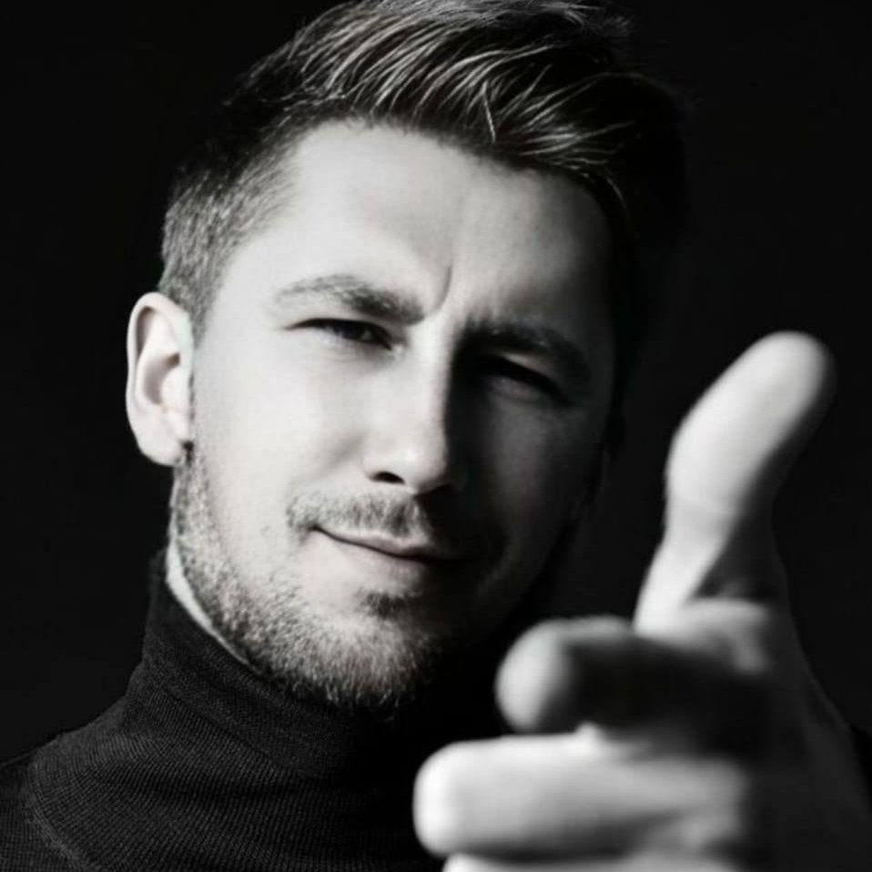 Brokeris Mantas Radzevičius